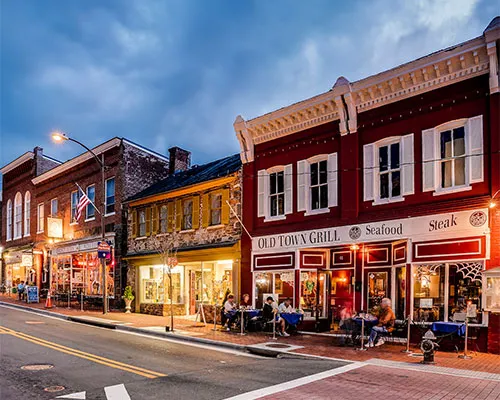 Downtown Leesburg street to display life at Morven Court